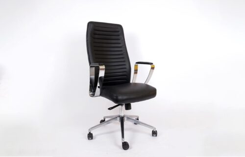 Titan Executive chair